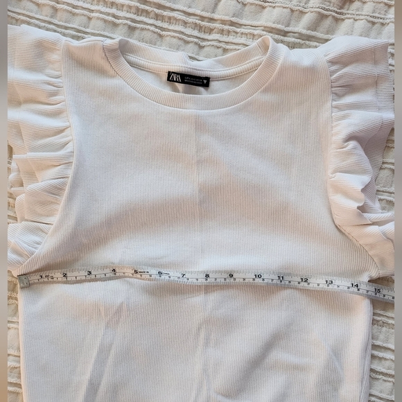 Zara Ribbed Tank Top - Picture 4 of 4